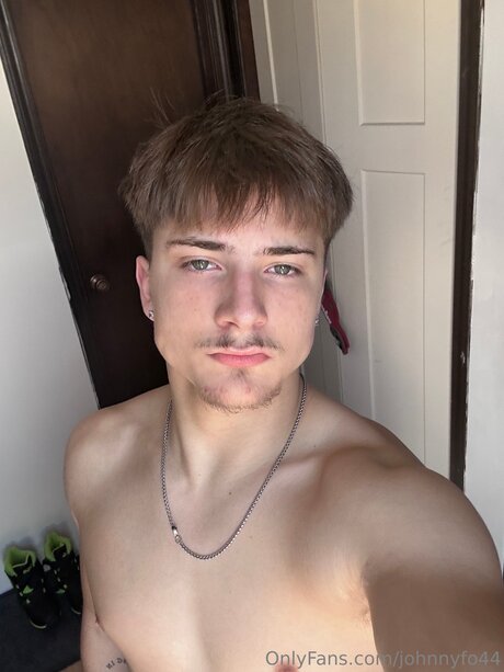 Naken läckt OnlyFans-bild av Johnnyfo44