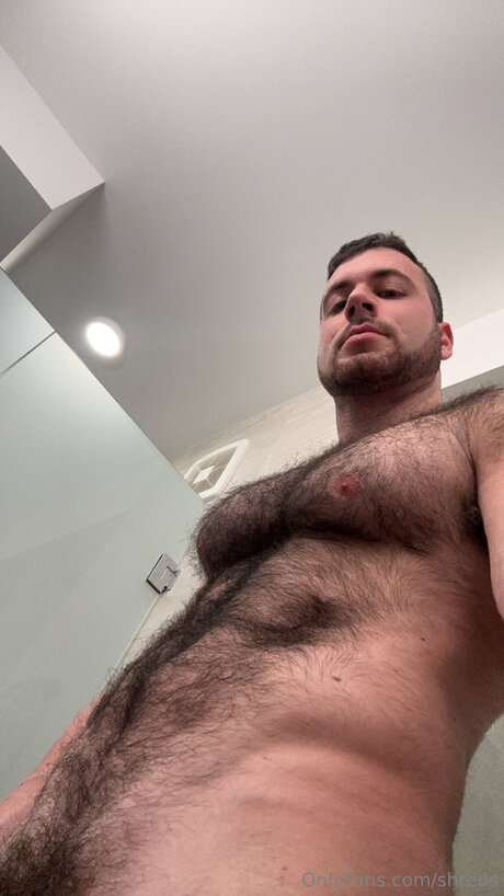 Naken läckt OnlyFans-bild av Shreds