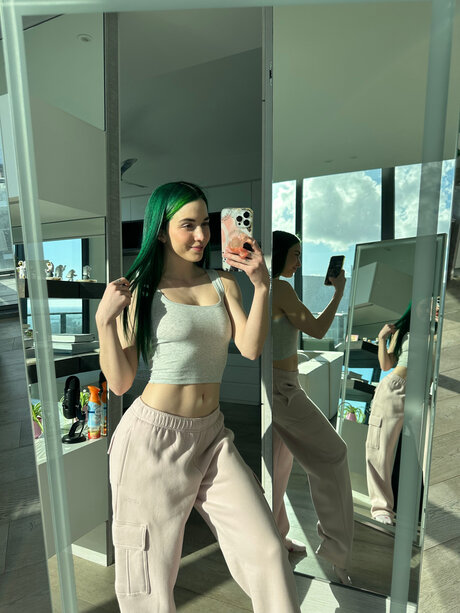 Naken läckt OnlyFans-bild av Baileyfree