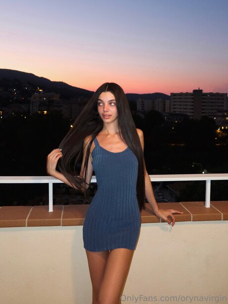 Nahá fotka uniklých OnlyFans od Orynavirgin