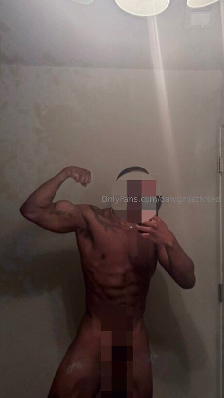 Dawgzgetfcked OnlyFans泄露裸照