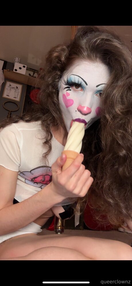 Queerclownzfree  nude leaked OnlyFans photo