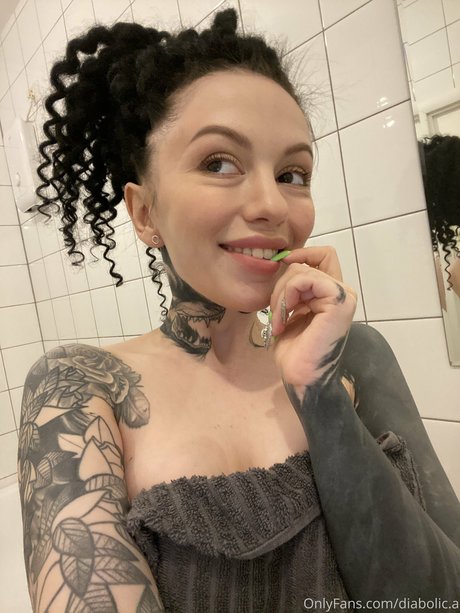 Nøgent lækket OnlyFans-billede af Teena