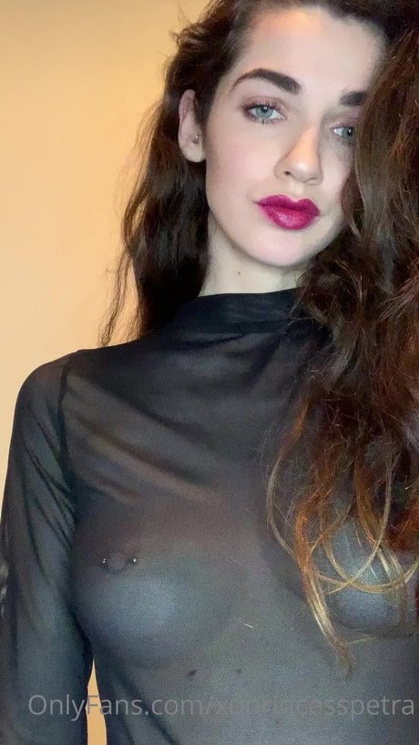 Naken läckt OnlyFans-bild av Princess Petra