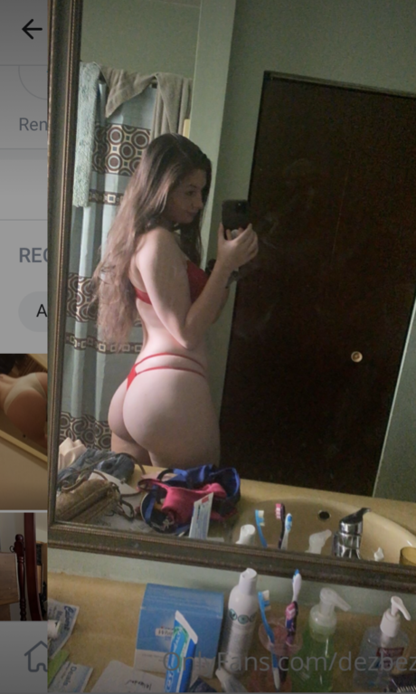 Nagie wyciekłe zdjęcie OnlyFans od Dezbez