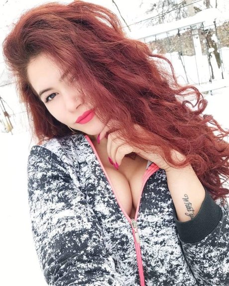 Naakte gelekte OnlyFans-foto van La Rossa Bea
