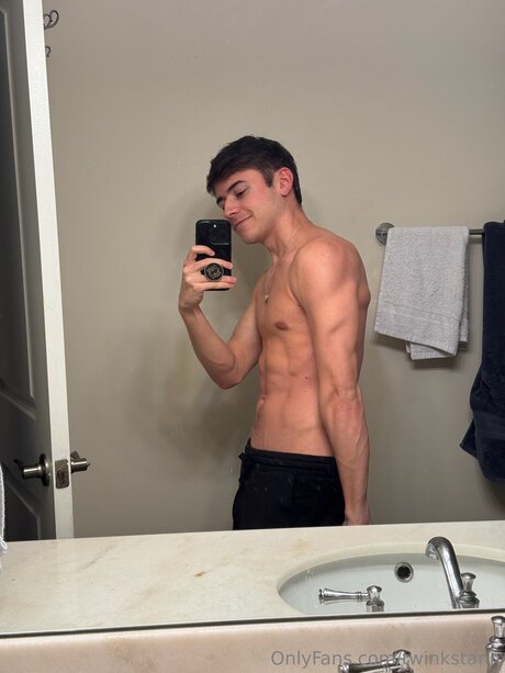 Nagie wyciekłe zdjęcie OnlyFans od Twinkstann