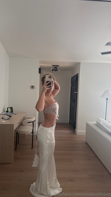 Alaston vuotanut OnlyFans-kuva Chloecollinsxo