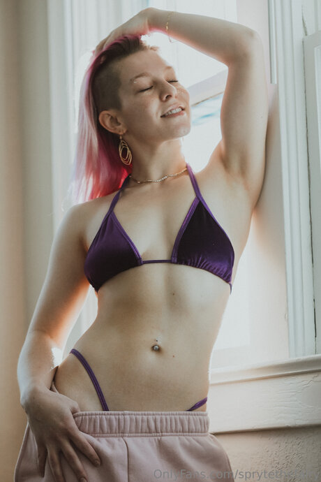 Alaston vuotanut OnlyFans-kuva Sprytethefairy