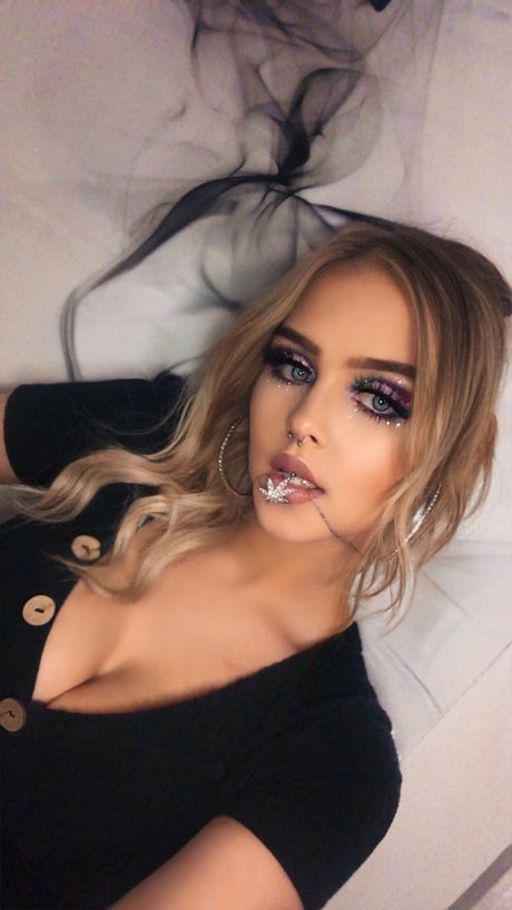 Nøgent lækket OnlyFans-billede af Beccarosebitch