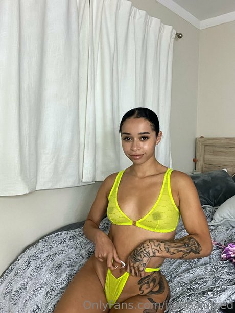 Naken läckt OnlyFans-bild av Jambajuiced Queen Qiana