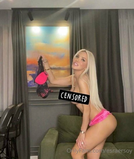 Photo nue de fuite OnlyFans de Esra Ersoy
