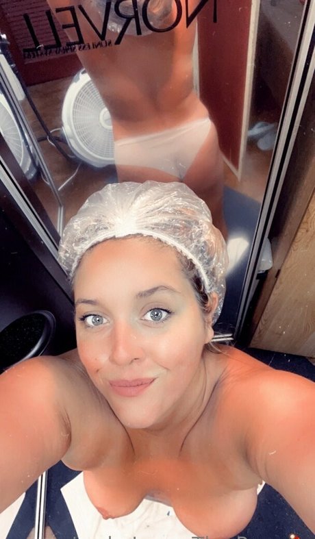 Nøgent lækket OnlyFans-billede af Layla Jones