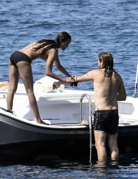 Zoe Saldana