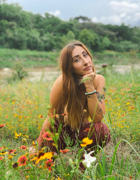 Zoebytheriverfree