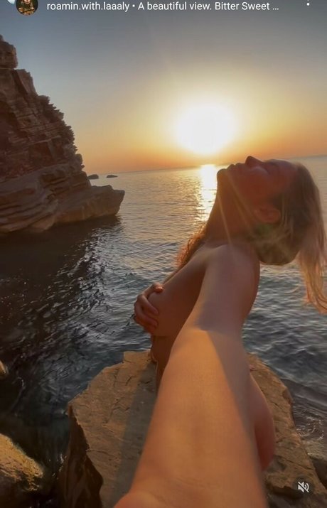 Naken läckt OnlyFans-bild av Virginia Salas Kastilio
