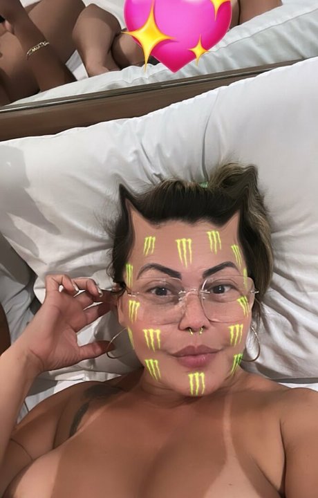 Alaston vuotanut OnlyFans-kuva Rosangela Pantoja