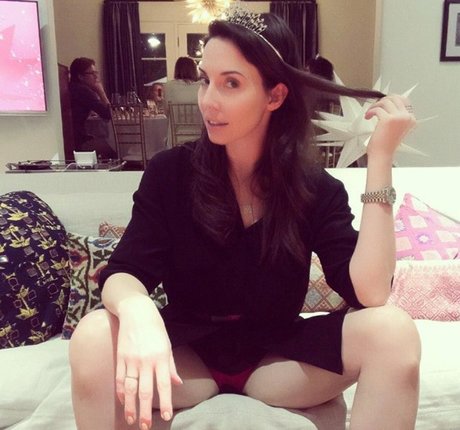 Whitney Cummings OnlyFansリークヌード写真