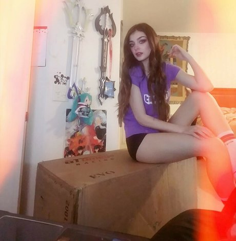 Nacktes geleaktes OnlyFans-Foto von Aruuu