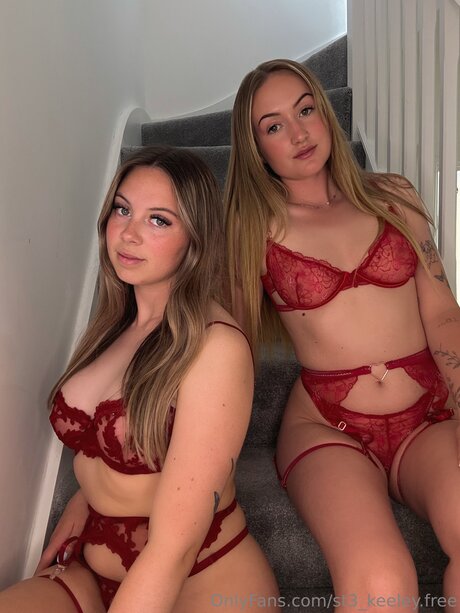 Naken läckt OnlyFans-bild av St3 Keeley Free