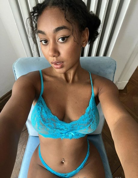 Alaston vuotanut OnlyFans-kuva Elizabeth Anorue