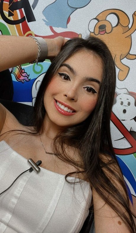 Alaston vuotanut OnlyFans-kuva Larissa Costa