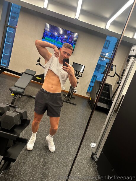 Alaston vuotanut OnlyFans-kuva Ollienibsfreepage