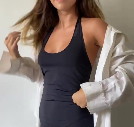 Alaston vuotanut OnlyFans-kuva Clarissa Muller