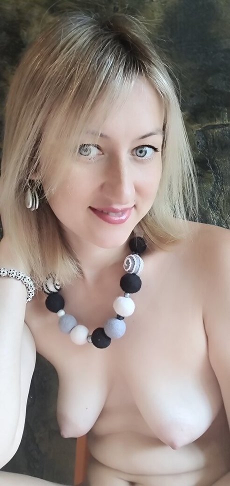 Alaston vuotanut OnlyFans-kuva Ekaterinakat