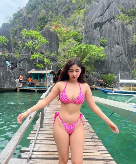 Naken läckt OnlyFans-bild av Mhissy Santos