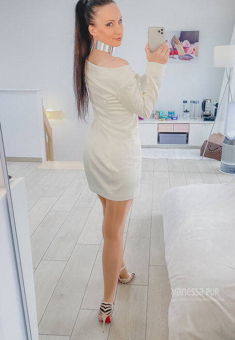 Vanessa Pur