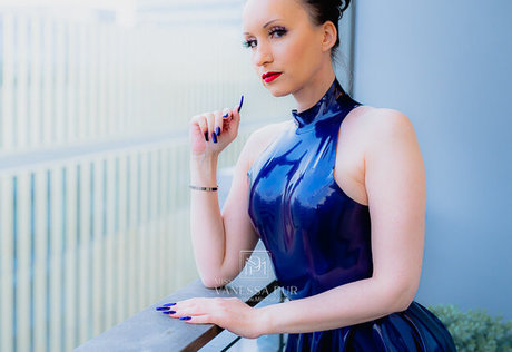 Vanessa Pur