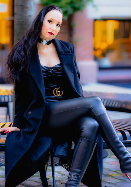 Vanessa Pur