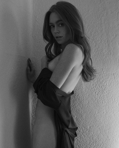 Holly Hicks