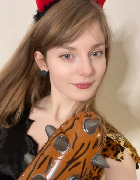 Ella Freya