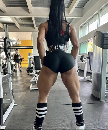Обнаженная фотография утечки OnlyFans от Corywellness