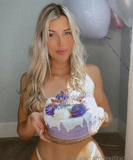 Naakte gelekte OnlyFans-foto van Lexifitxoxo