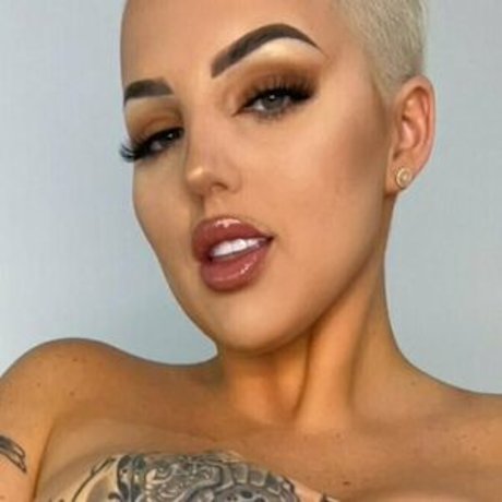 Foto desnuda filtrada de OnlyFans de Yessbabygirll