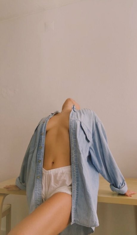 Alasti lekkinud OnlyFans-i pilt Sukisapphirefree