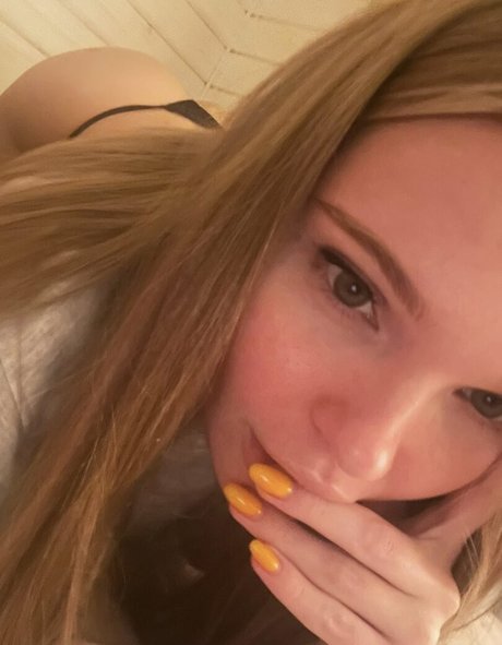 Alaston vuotanut OnlyFans-kuva Smekalka