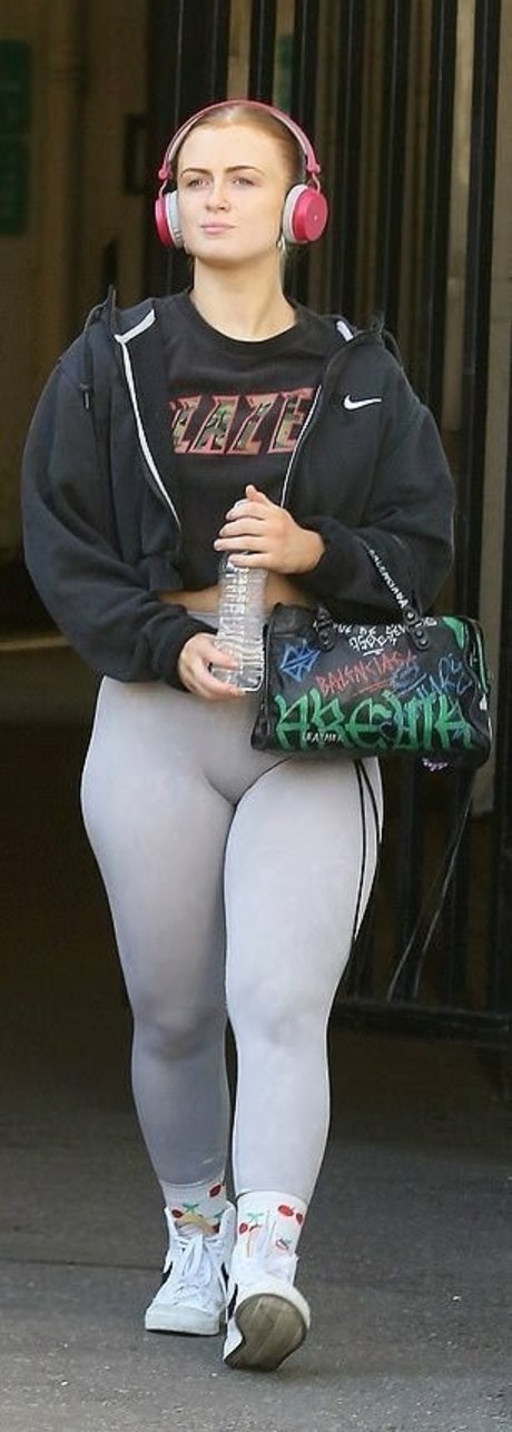 Maisie Smith  nude leaked OnlyFans photo