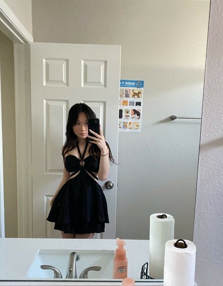 Smexyrosies OnlyFansリークヌード写真