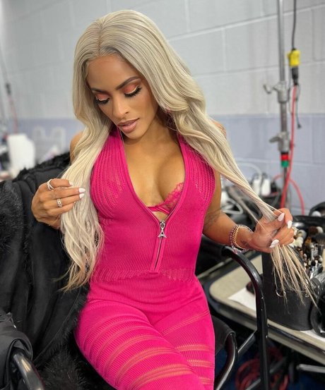 Zelina Vega