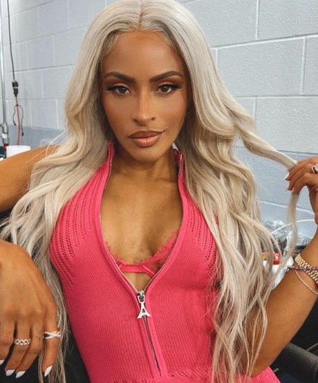 Zelina Vega