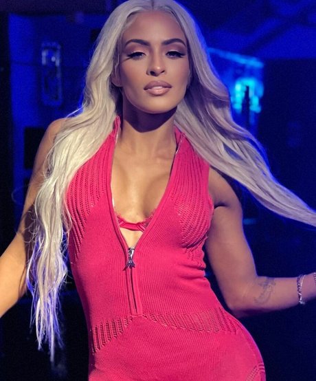 Zelina Vega