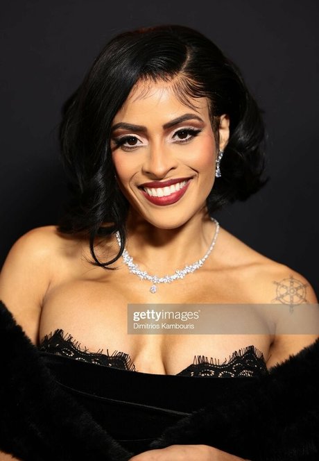 Zelina Vega