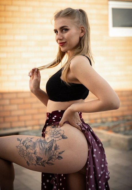 Yuliya Fox