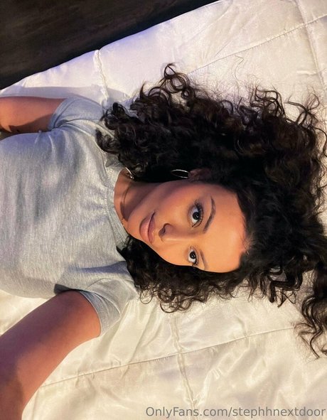 Stephhnextdoor