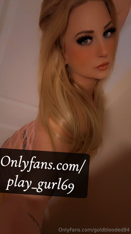 Naken läckt OnlyFans-bild av Goldblooded84