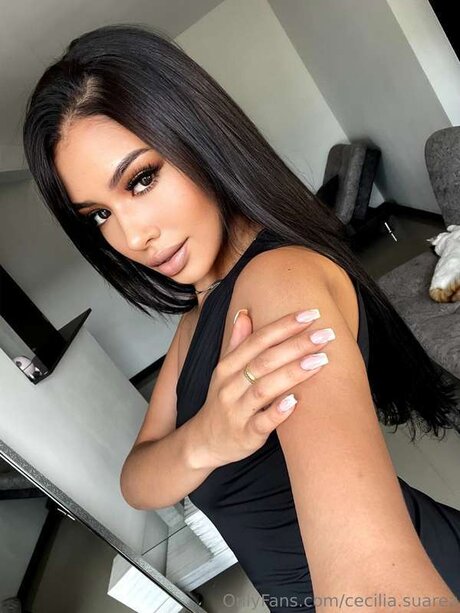 Naken läckt OnlyFans-bild av Cecilia Suarez